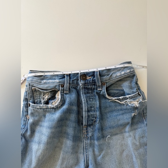 Veronica Beard-High Rise-Distressed-Blue-Jeans-Distressing-Cut Offs- Size 25 - Picture 13 of 16